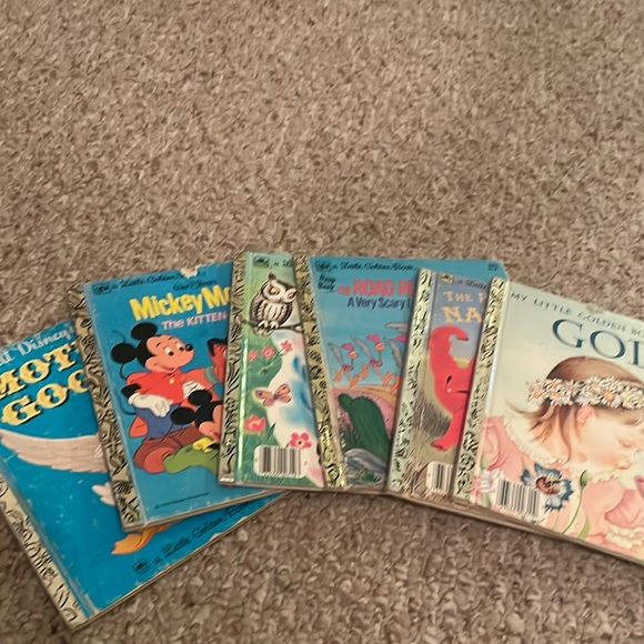 Other - Little golden Books lots